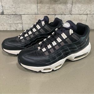 Nike Airmax 95 Size 8 women